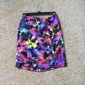 Vince Camuto Women Ruffle Front Satin Skirt 0